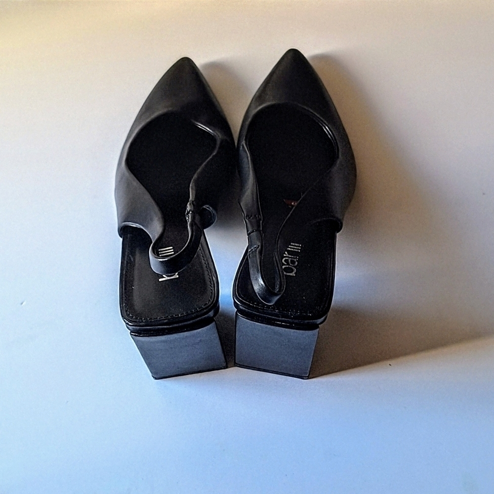 NWOT Bar III Pointed Toe Leather Novelty Triangular Stack Heel Shoes - Picture 3 of 13